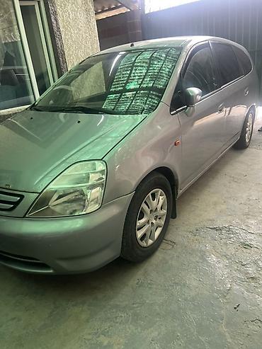 step wgn: Honda Stream: 2001 г., 1.7 л, Механика, Бензин, Универсал — 2