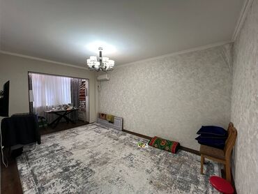 квартира 10 микрайон: 3 бөлмө, 72 кв. м, 106-серия, 2 кабат, Косметикалык ремонт