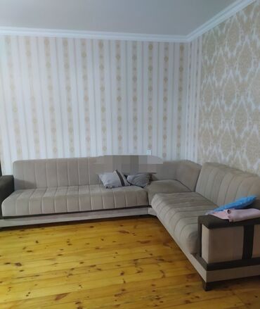 Uzunmüddətli kirayə evlər: 100 kv. m, 4 otaqlı -da lalafo.az — 9 Uzunmüddətli kirayə evlər: 100 kv. m, 4 otaqlı — 9