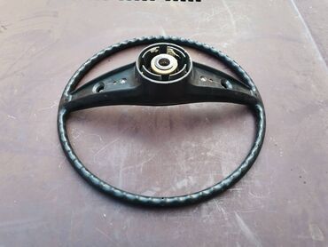 Auto delovi: Volan Lada 2121 Niva. Polovno, očuvano kao novo. Skinuto sa — 11