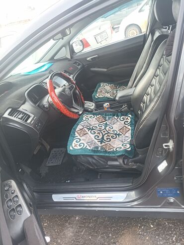 Honda: Honda Civic: 2006 г., 1.8 л, Автомат, Бензин, Седан — 16