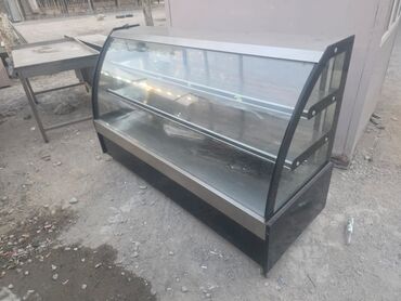 Soyuducu vitrinləri: Vitrin soyuducu tam islekdi hec bir problemi yoxdu obeykt baglanib