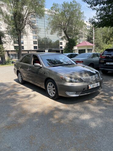 жакшы машина: Toyota Camry: 2002 г., 3 л, Автоматтык, Бензин, Седан