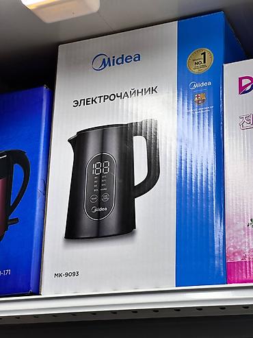 Электрочайник Midea MK-9093 - Стильный корпус в чёрном цвете -