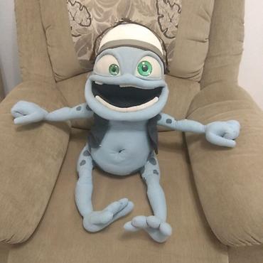 Мягкая игрушка «Crazy Frog» - Большая плюшевая игрушка в виде at lalafo.kg Мягкая игрушка «Crazy Frog» - Большая плюшевая игрушка в виде