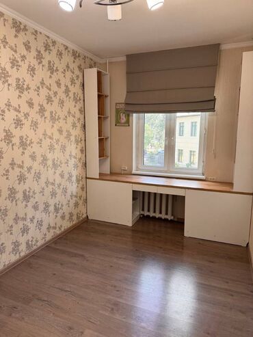 снять квартиру без риэлтора: 3 комнаты, 65 м², 105 серия, 3 этаж, Евроремонт