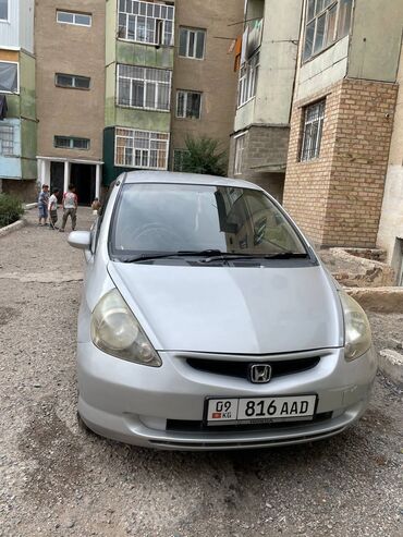 скупка авто в любом состоянии: Honda Fit: 2002 г., 1.3 л, Автомат, Бензин, Хетчбек