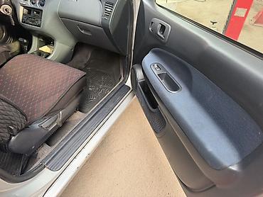 fit shuttle: Honda HR-V: 2003 г., 1.6 л, Вариатор, Бензин, Седан — 3