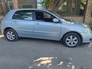 таюота виш: Toyota Corolla: 2004 г., 1.6 л, Автомат, Газ, Хетчбек