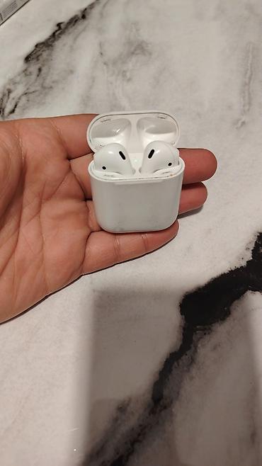 airpods pro qiyməti: İşlənmiş Simsiz (Bluetooth) Qulaqcıqlar, Apple, rəng - Ağ — 1