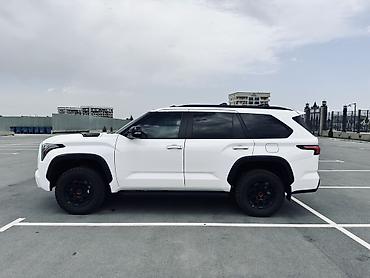 sequia: Toyota Sequoia: 2023 г., 3.5 л, Автомат, Гибрид, Внедорожник — 8