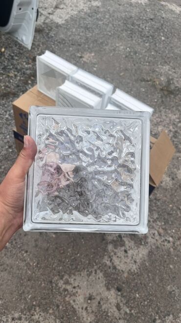 Строительный кирпич: Принимаю заказы на поставку стеклоблоков. Минимальный заказ от 50шт — 2