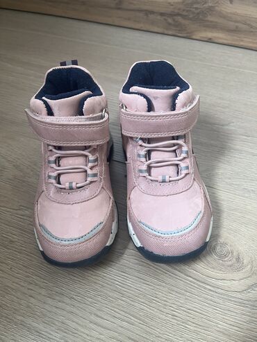 детские ортопедические ботинки: Ботинки осенние на девочку от Томби, размер 24, стелька 15,5 см!