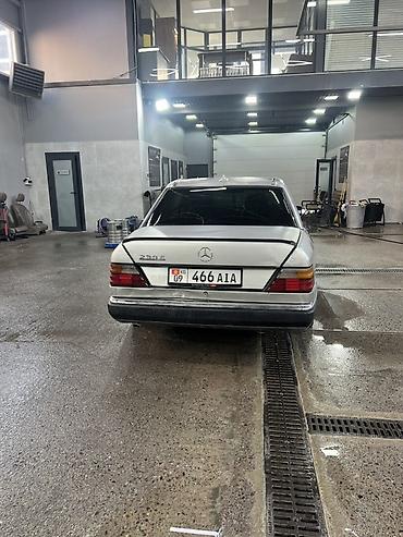 Продажа авто: Mercedes-Benz W124: 1991 г., 2.3 л, Бензин, Седан — 4