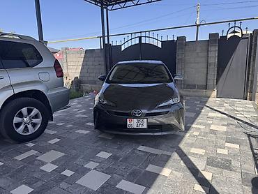 byd e1: Toyota Prius: 2021 г., 1.8 л, Автомат, Гибрид, Хэтчбэк — 1