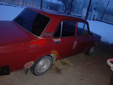 VAZ (LADA): Maşın otur sür maşındı. problemi yoxdur. Pul lazımdı deyə satılır — 5