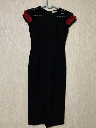 платье женское вечернее: S (EU 36), M (EU 38), цвет - Черный