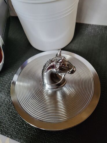 Ostalo posuđe: Posuda (kibla) za led 1960god.+. Posuda za led plastika,metal — 8