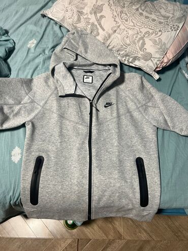 Спортивные костюмы: Мужской спортивный костюм, L (EU 40), Nike, Новый, цвет - Серый, Самовывоз, Бесплатная доставка, Платная доставка