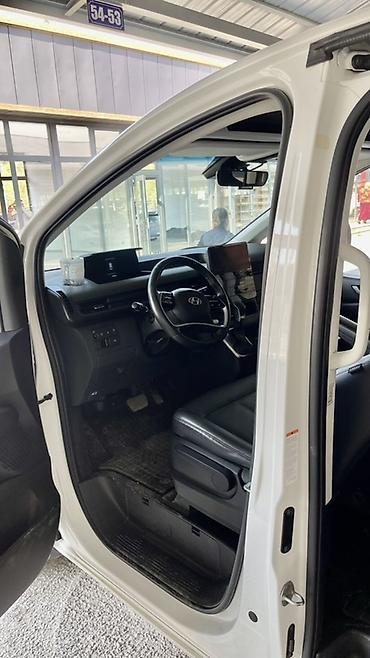 Hyundai: Hyundai Staria: 2022 г., 2.2 л, Автомат, Дизель, Минивэн — 8