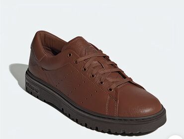 свадебное платье для беременных напрокат: Кроссовки/дерби Adidas (Trefoil) в коричневом цвете.37размер без