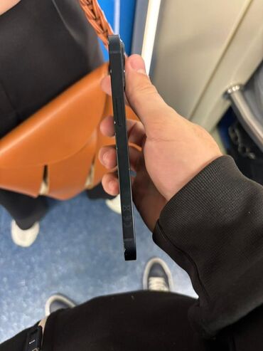 Apple iPhone: IPhone 13, 128 GB, Göy, Qırıq