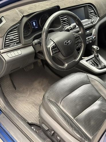 Продажа авто: Hyundai Elantra: 2016 г., 2 л, Автомат, Бензин, Седан — 8
