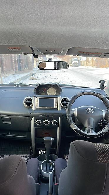 Toyota: Toyota ist: 2002 г., 1.5 л, Автомат, Бензин, Хэтчбэк — 7