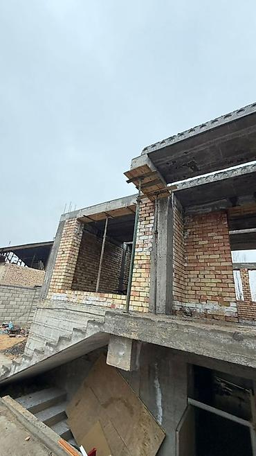 Продажа коттеджей и домов: Срочно ‼️ Шашылыш турдо Ош Шаары 10адыр Масив Калинина уй особняк — 9