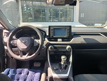 highlander 2017: Toyota RAV4: 2021 г., 2.5 л, Вариатор, Гибрид, Кроссовер — 9