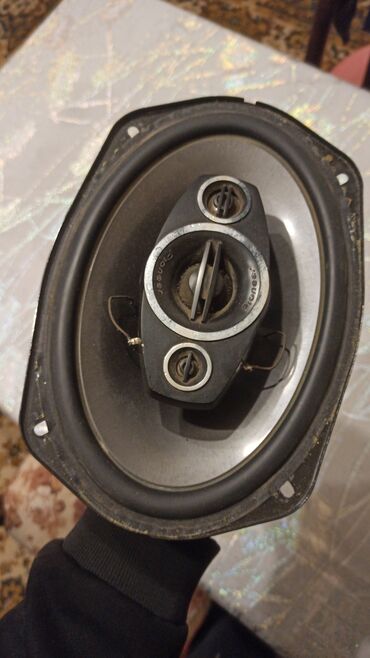 Dinamiklər və sabvuferlər: Avtomobil üçün Pioneer səs sistemi komplekti Tərkib: - Pioneer — 13