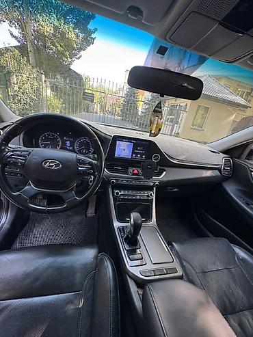 mobile holder: Hyundai Grandeur: 2017 г., 3 л, Автомат, Газ, Седан — 8