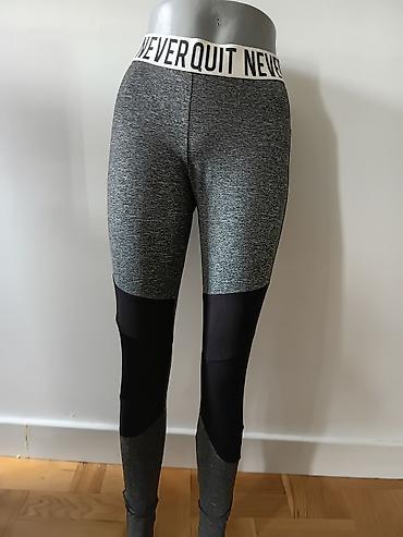 Personal Items: Dvodijelni sportski set – top i helanke - Boja: nežno plava sa belim — 5