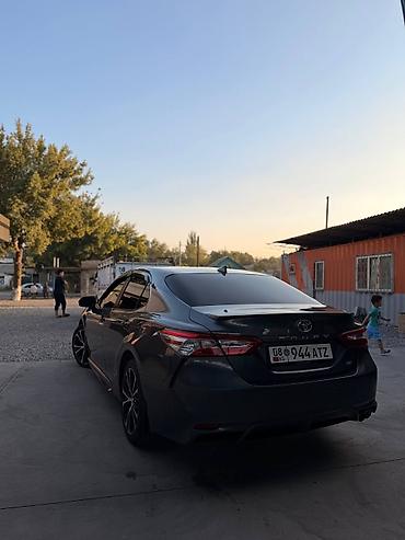 Продажа авто: Toyota Camry: 2019 г., 2.5 л, Автомат, Бензин, Седан — 5