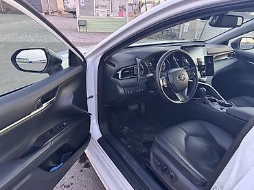 Toyota Camry: 2021 г., 2.5 л, Автомат, Бензин, Седан — 6