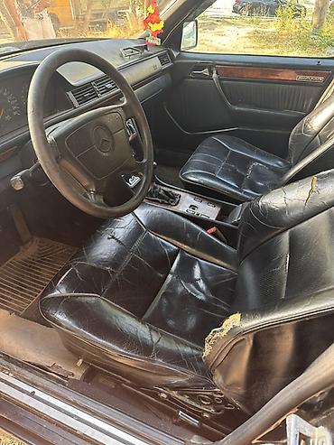 mers e210: Mercedes-Benz W124: 1993 г., 2.8 л, Автомат, Бензин, Седан — 2