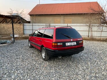 Volkswagen: Volkswagen Passat: 1992 г., 2 л, Механика, Бензин, Универсал