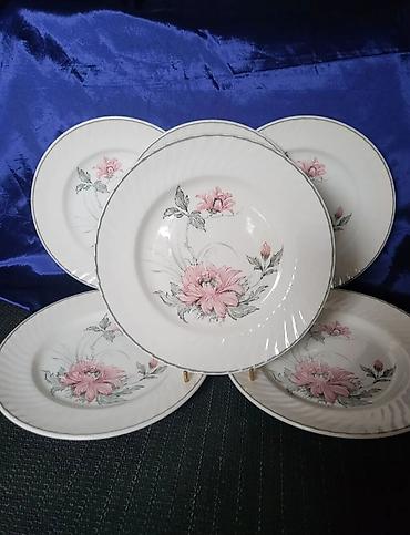 Kuhinjski setovi: Tanjiri engleski 1950 do 1970god.Barratts Staffordshire. Engleski — 8