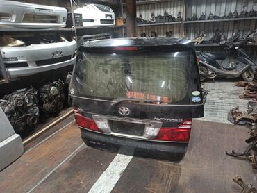 Радиаторы: Крышка багажника Toyota 2004 г., Б/у, цвет - Черный,Оригинал