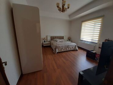 Həyət evləri və villaların satışı: Mərdəkan 5 otaqlı, 182 kv. m, Orta təmir — 12