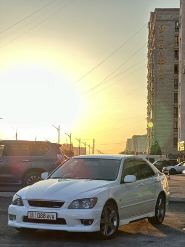 авто 300000 сом: Toyota Altezza: 2002 г., 2 л, Автомат, Бензин, Седан