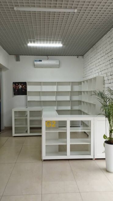 часный сектор: Сдаю Островок в ТЦ, 20 м², С ремонтом, Действующий