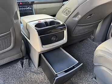 Kia: Kia Carnival: 2021 г., Минивэн — 7