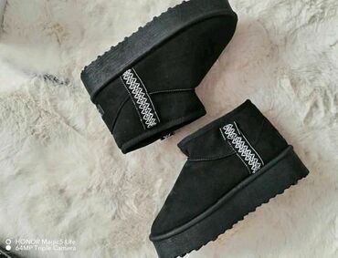 favorito obuća: Ugg mini boots, color - Black, 40