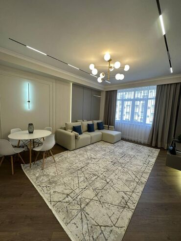 снять квартиру без риэлтора: 3 комнаты, 77 м², Элитка, 8 этаж, Дизайнерский ремонт