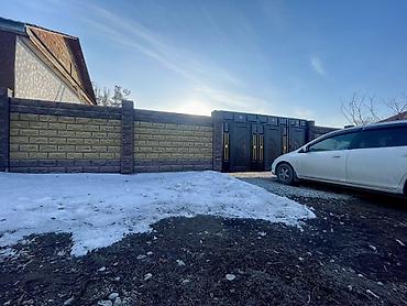 Распашные ворота: Продается дом по улице Боронбай Хан 2/5 барачного типа но с отдельным — 4