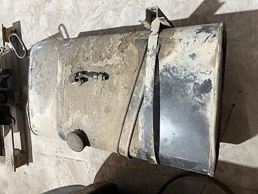 бак на ман: Бак топливный стальной, объем 200 л, для грузовика MAN 12.224 L2000 — 1