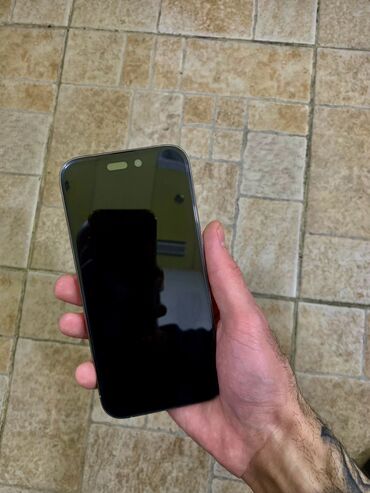 Apple iPhone: IPhone 15 Pro, 128 GB, Desert Titanium, Face ID — 4