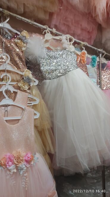 shopping: Kid's Dress