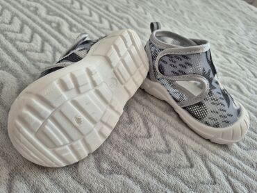 Sandale: Dečje sandale/patike za bebe – siva/bela kombinacija Veličina 21-22 - — 9